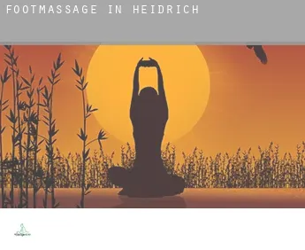 Foot massage in  Heidrich